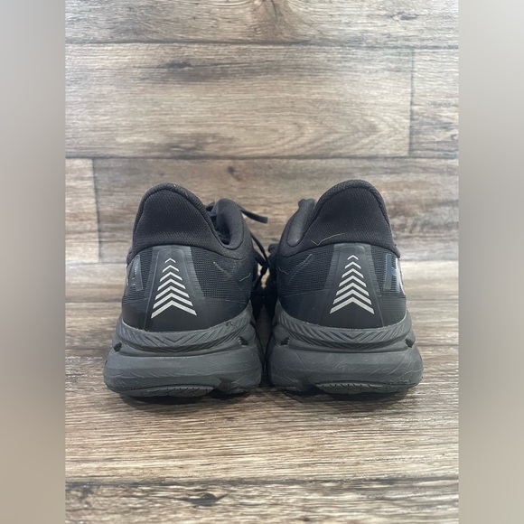 Hoka One One Clifton 7 Running Shoes Triple Black Men's Size 13 - Picture 5 of 9